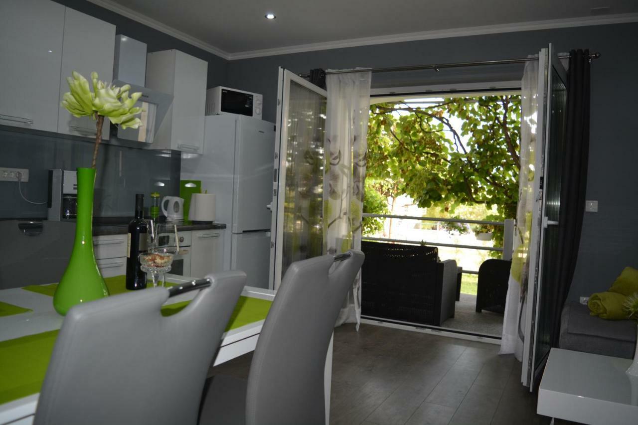 Apartment D & N Kaštela Eksteriør bilde